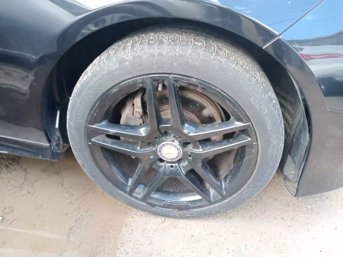 tyre1