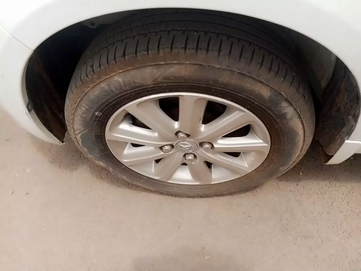 tyre0