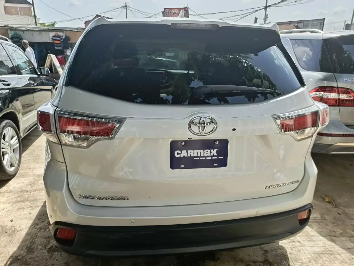 car Back