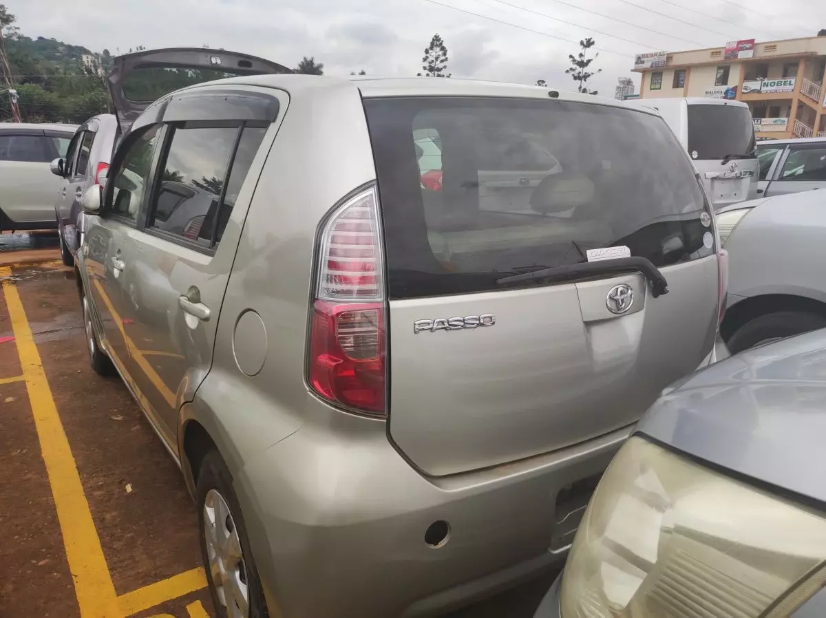 car Left Back