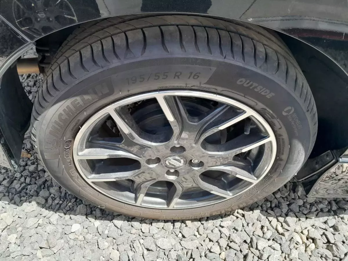 tyre1
