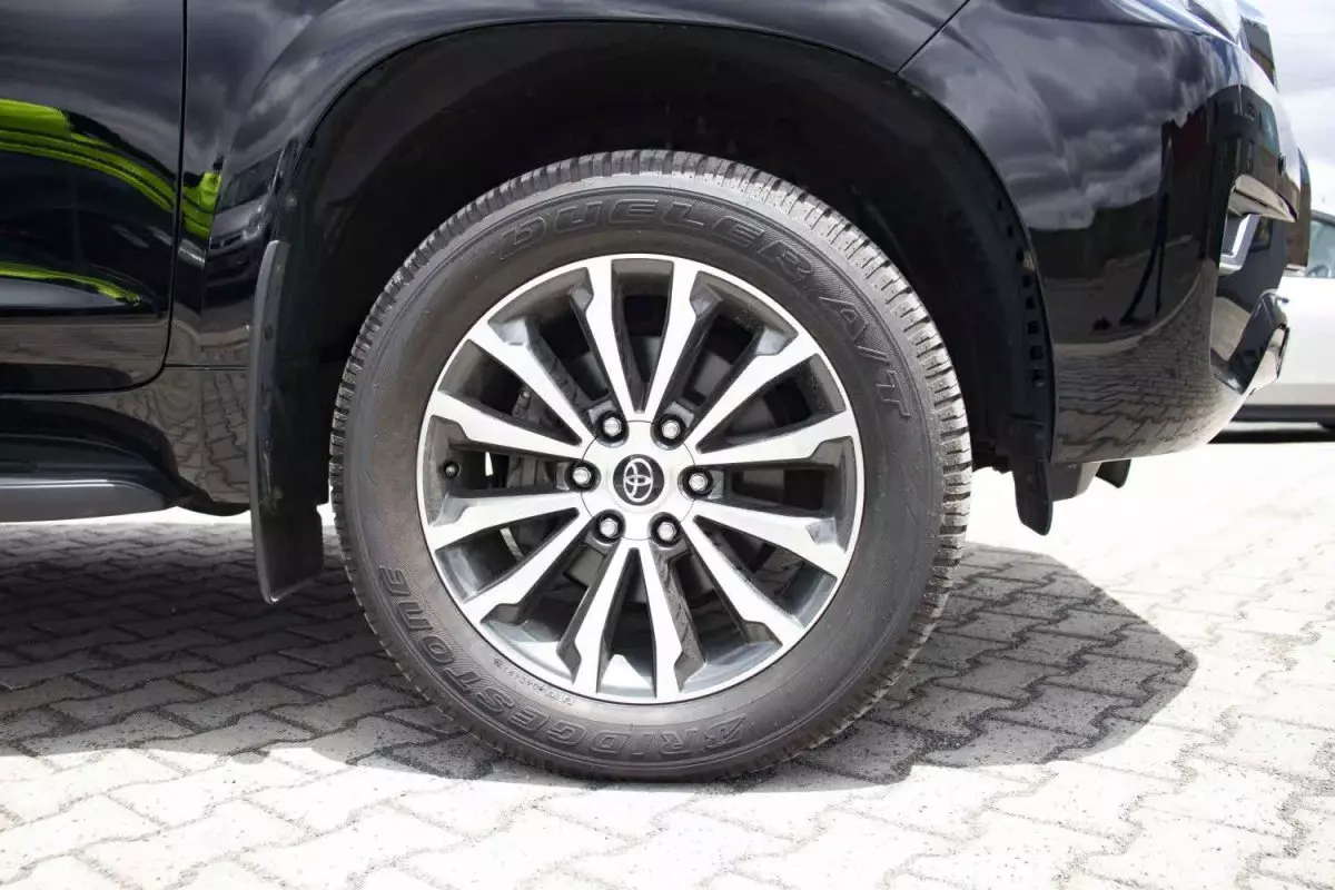 tyre1