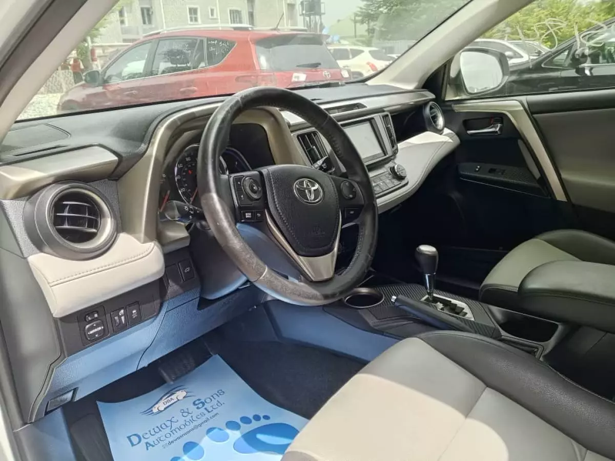 dashboardSideView