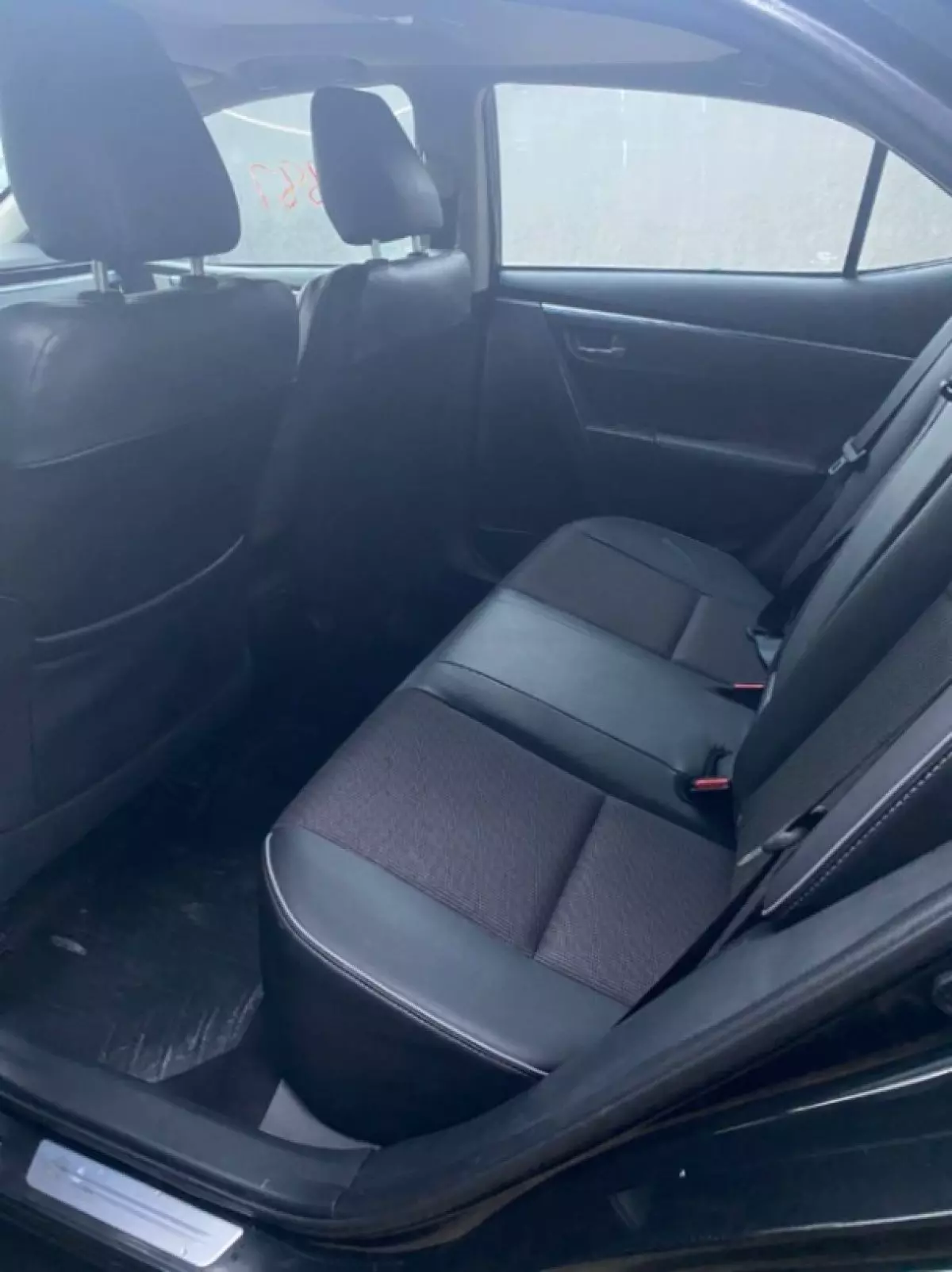 interiorBack