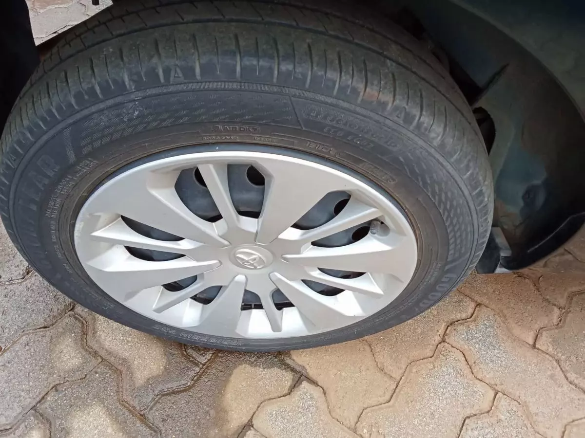 tyre0