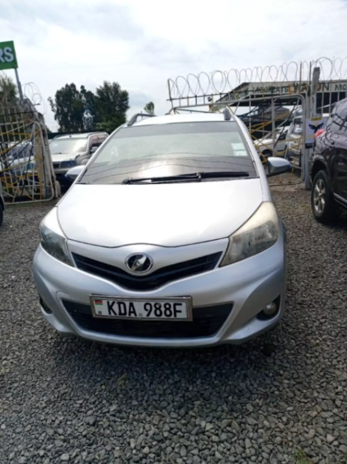 Toyota Vitz - 2016