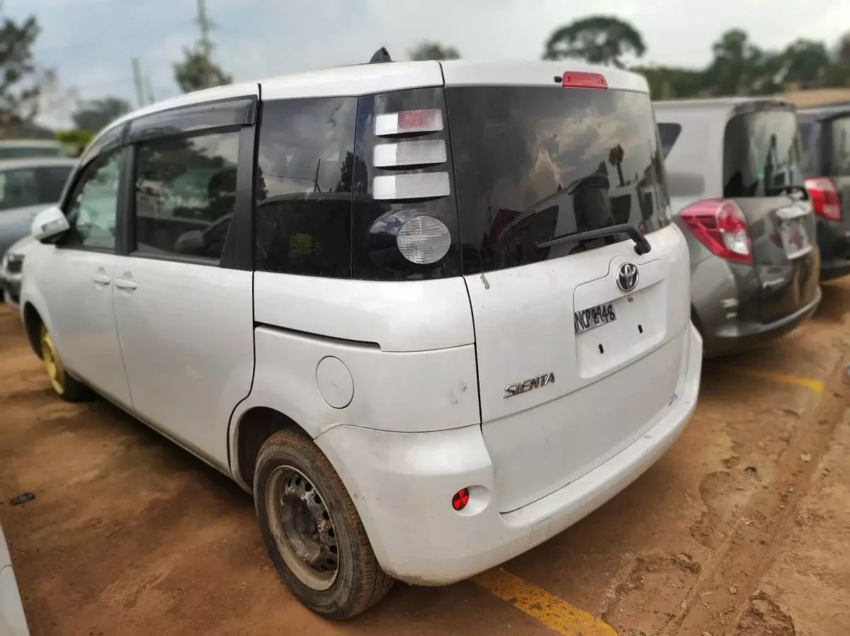 car Left Back