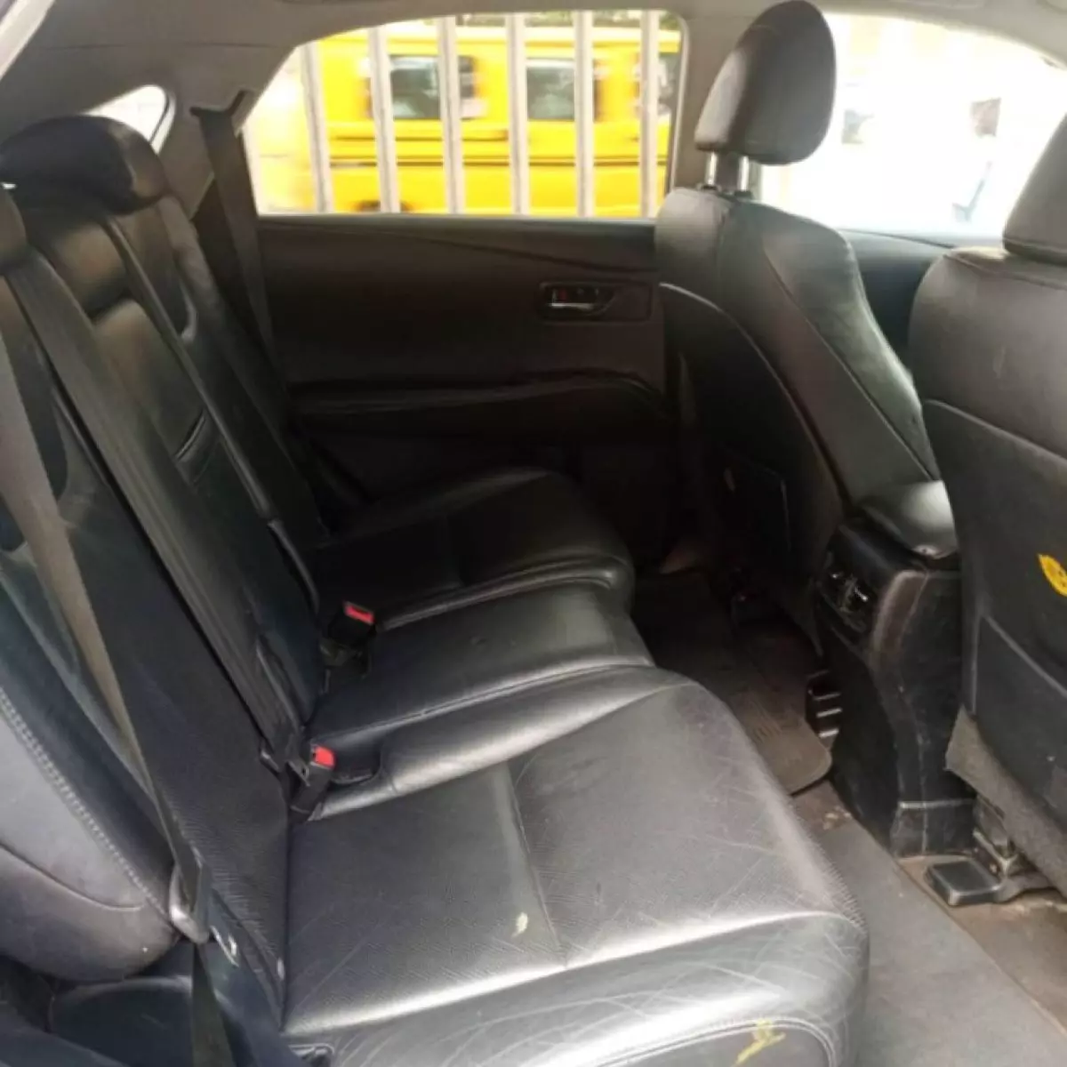 interiorBack