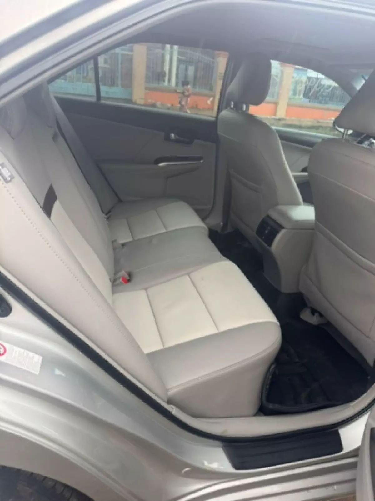 interiorBack