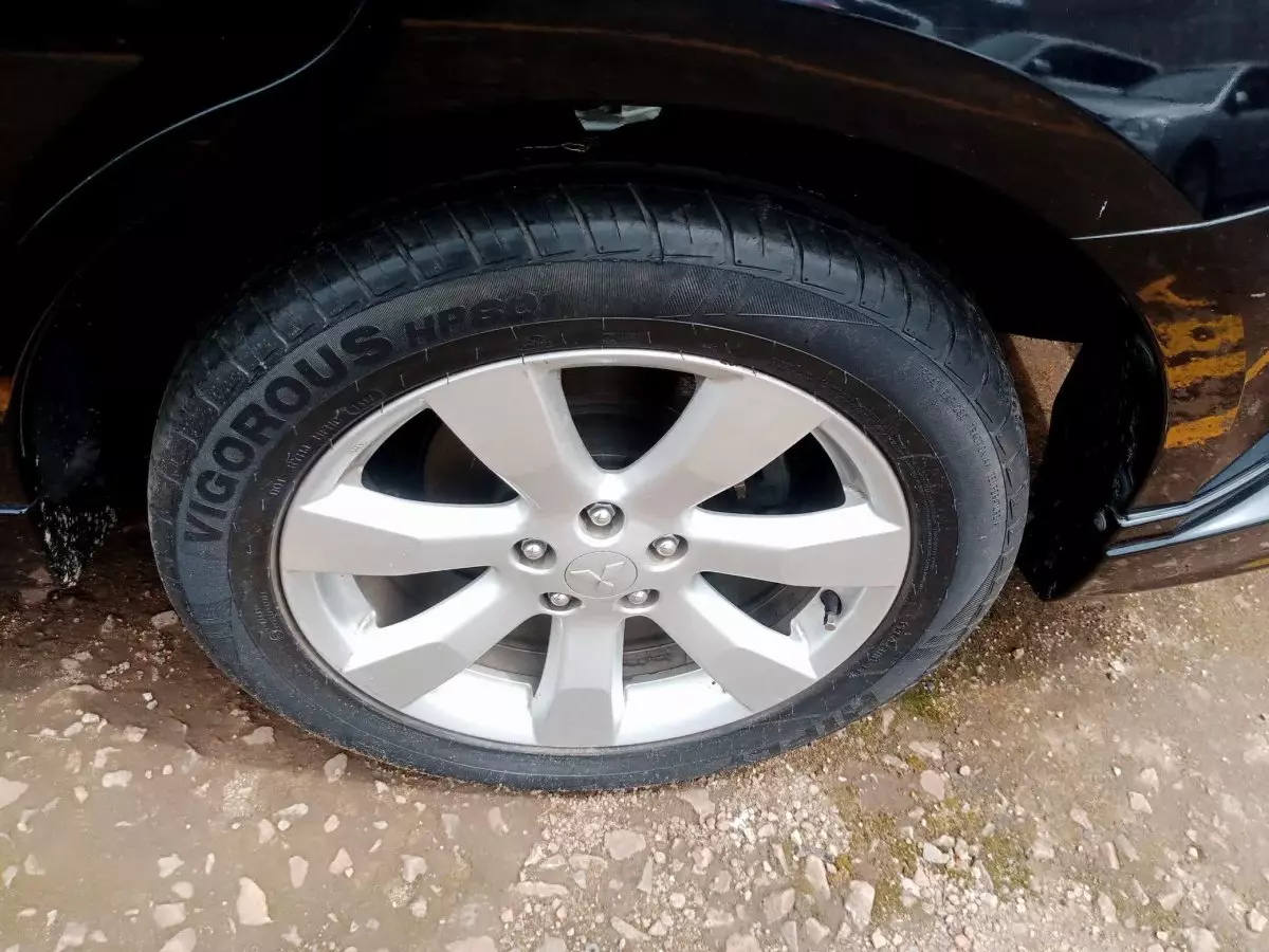 tyre0