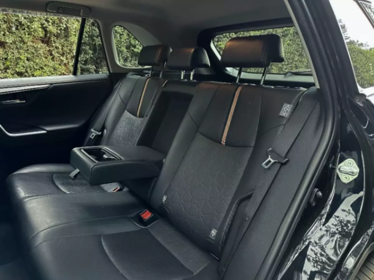 interiorBack