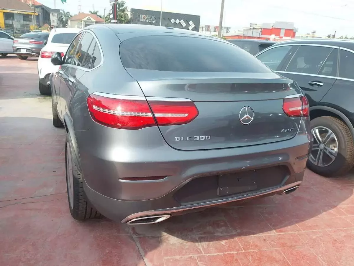 car Back