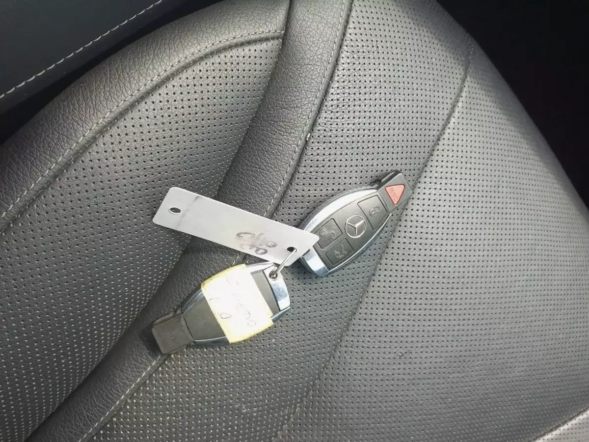 car spare key