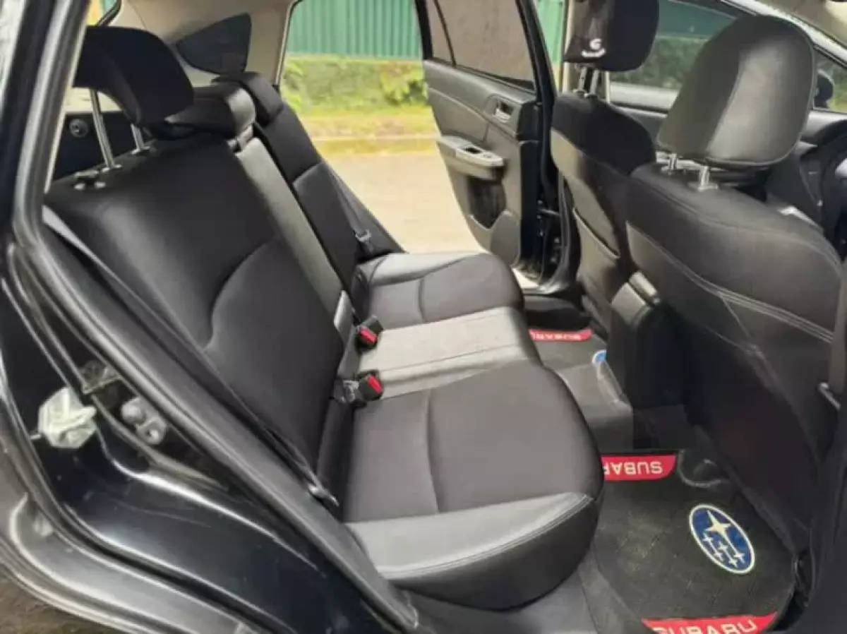 interiorBack