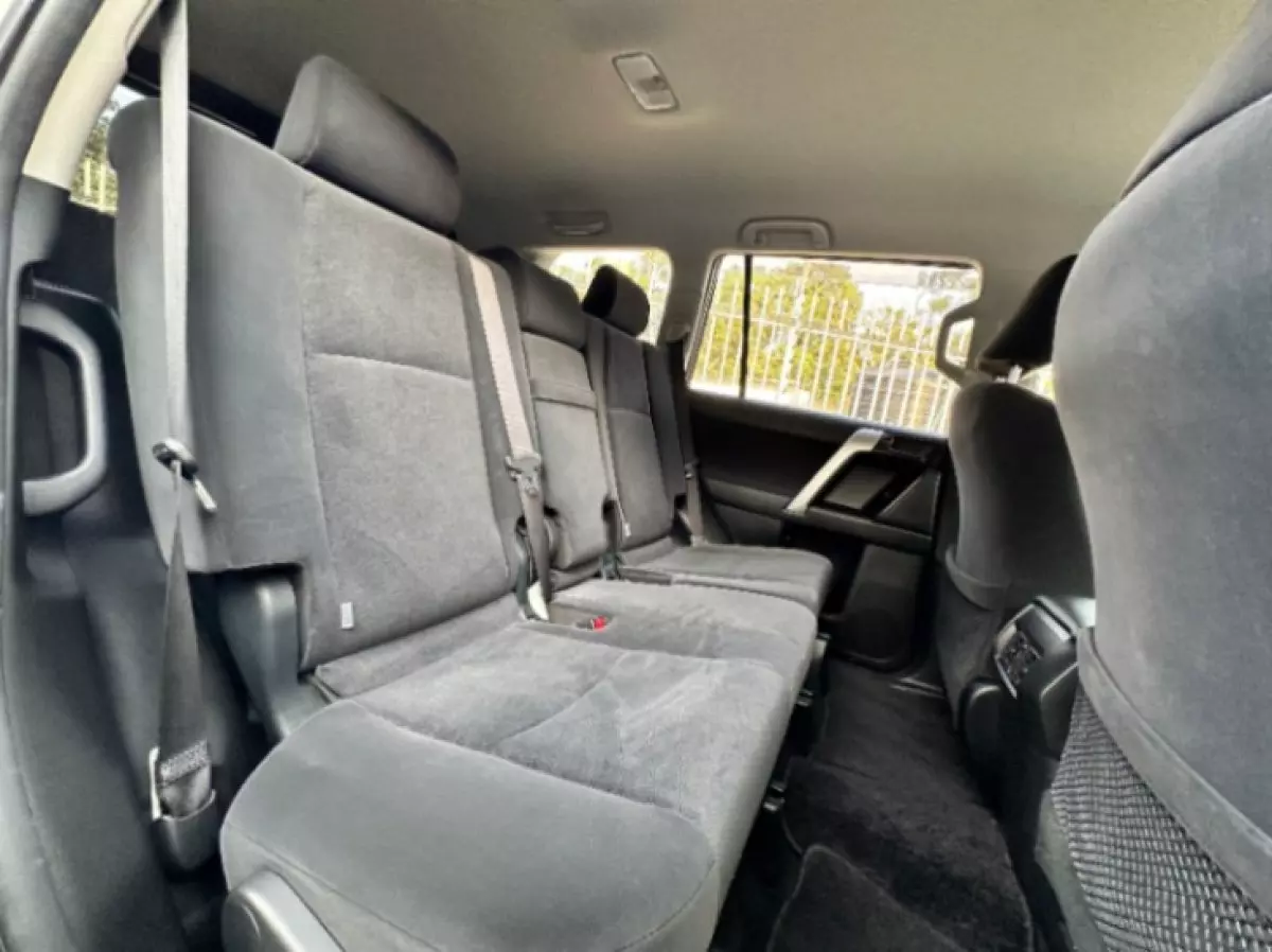 interiorBack