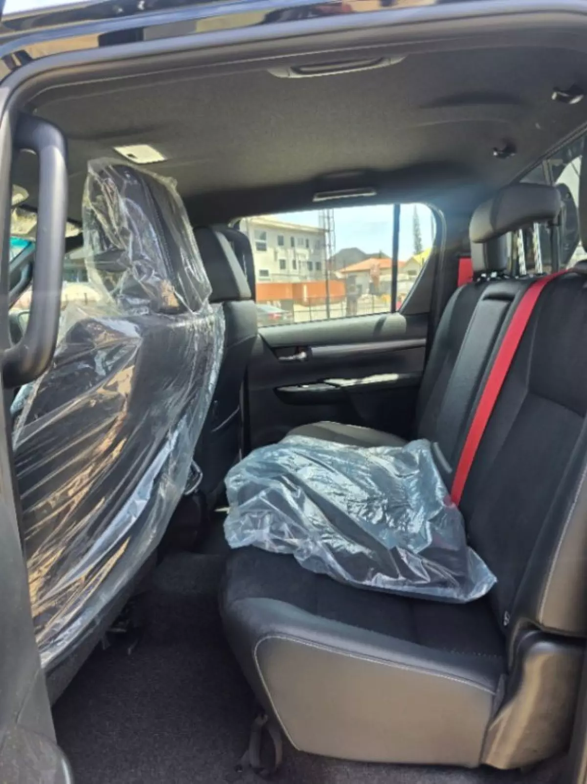 interiorBack