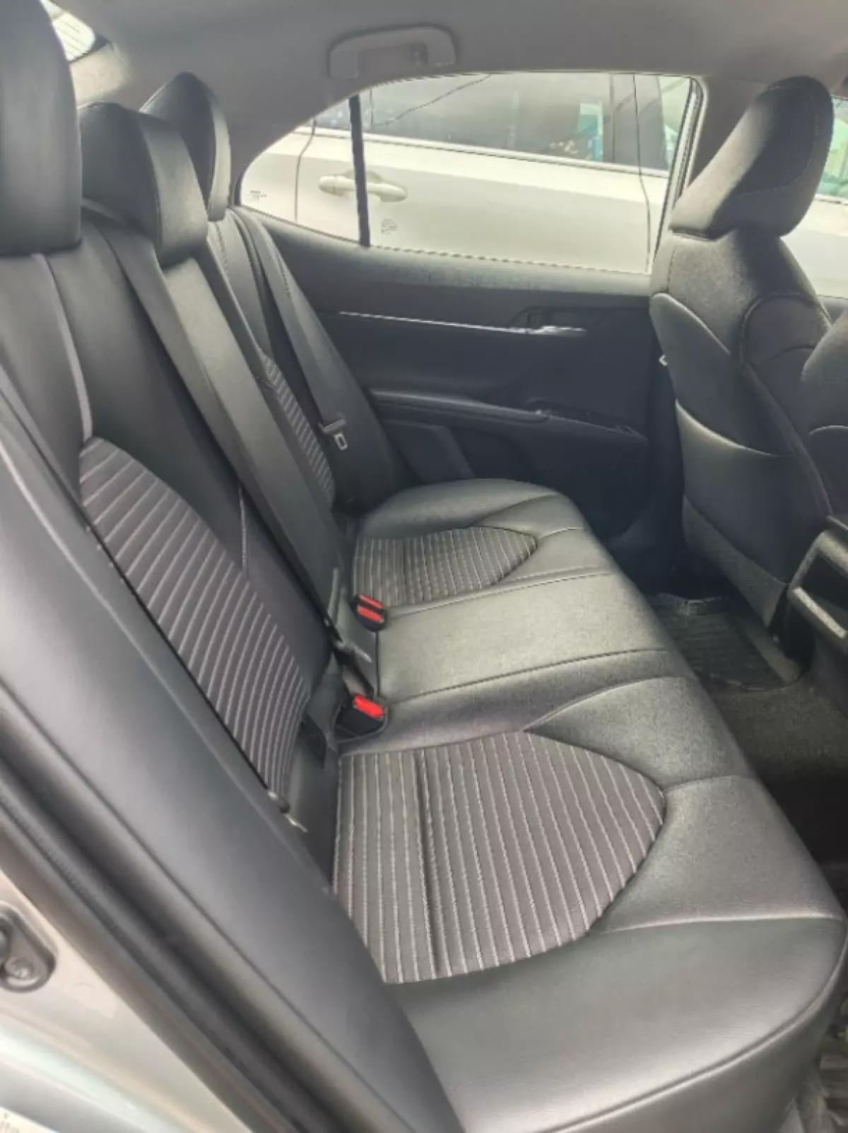 interiorBack