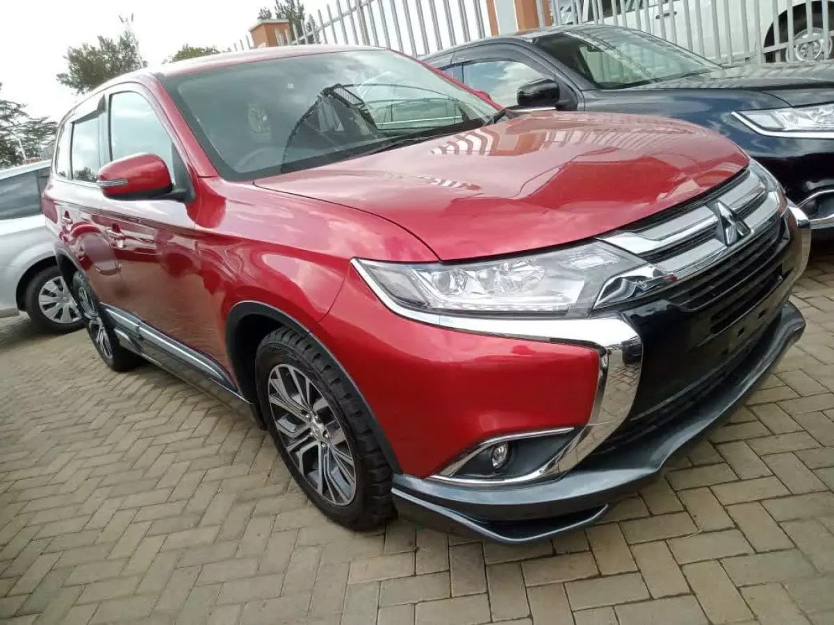 Mitsubishi Outlander GLX - 2017
