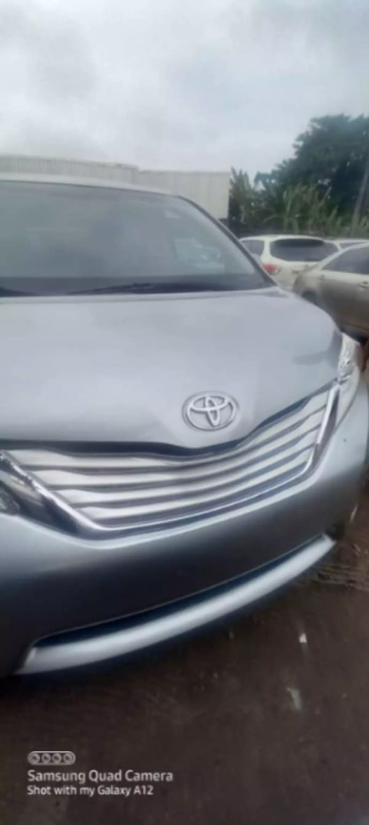 Toyota Sienna - 2011