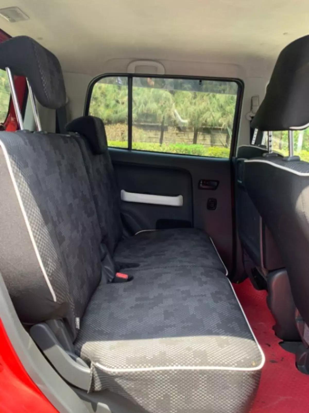 interiorBack