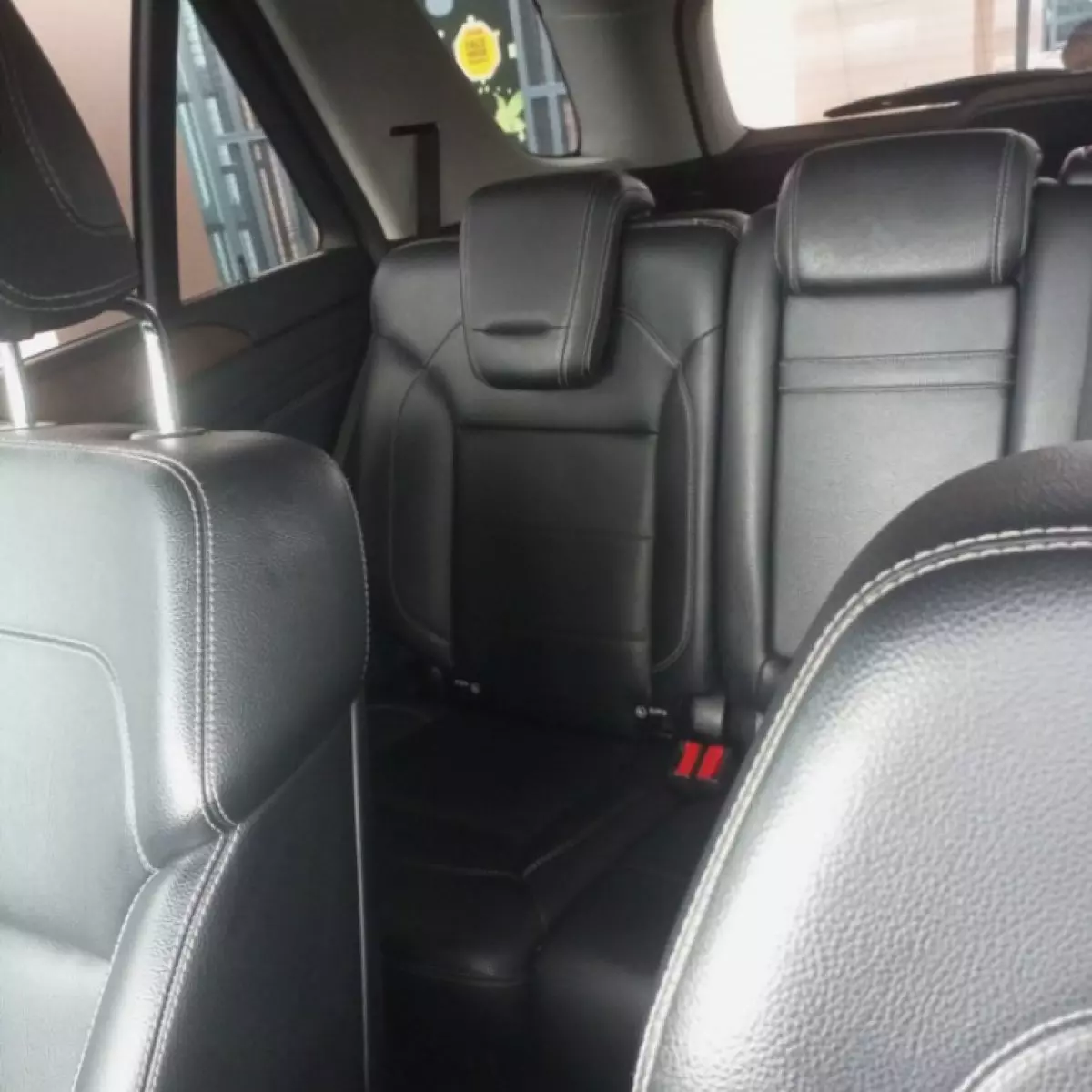 interiorBack
