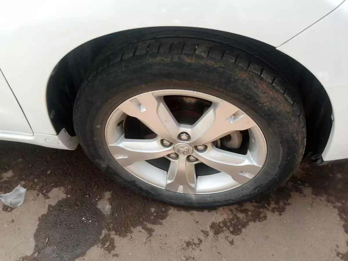 tyre2