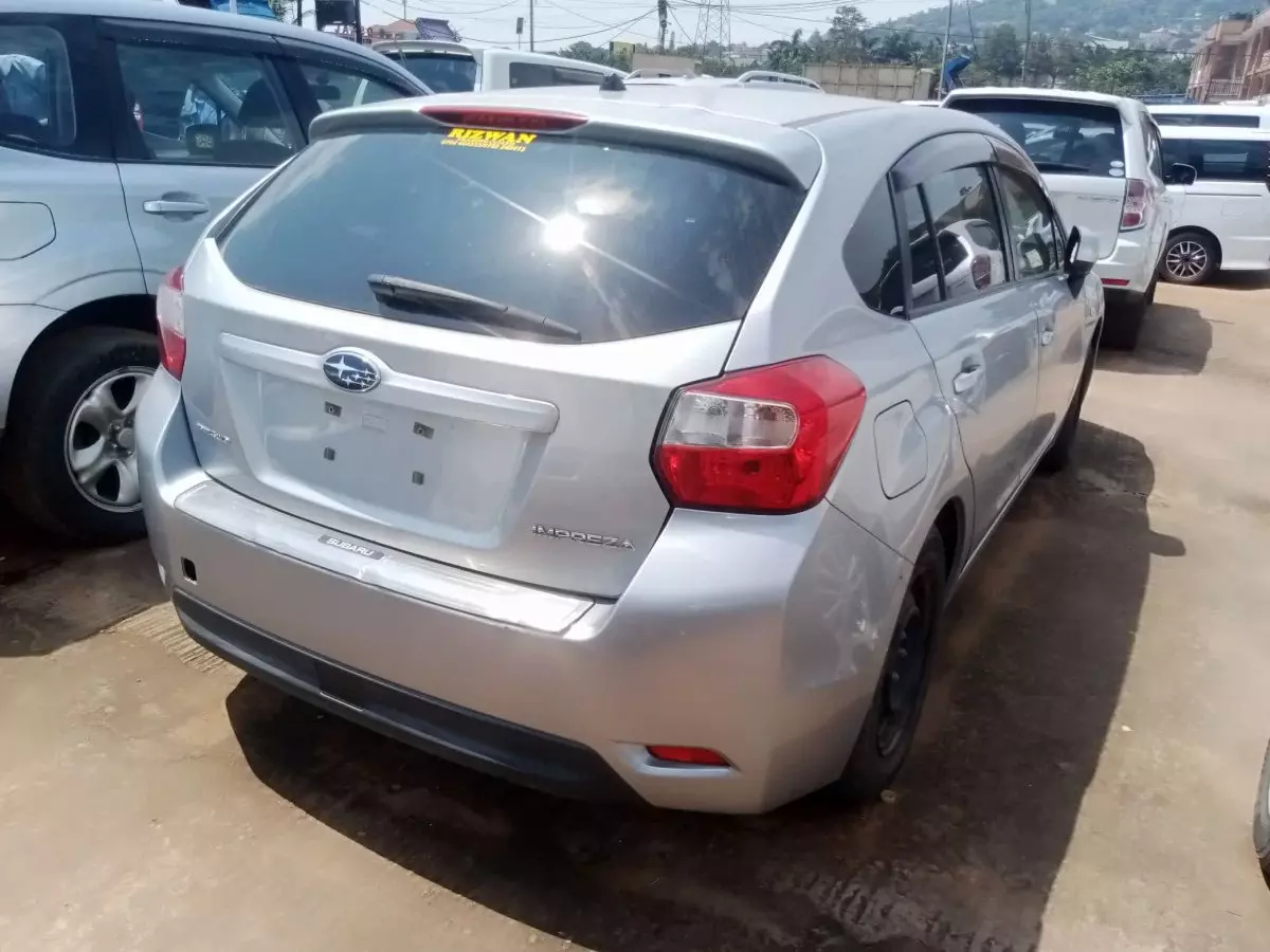 car Right Back