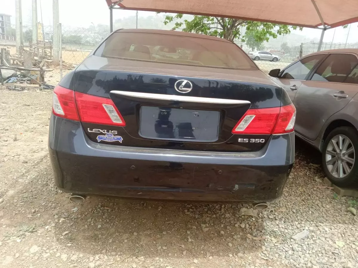 car Back