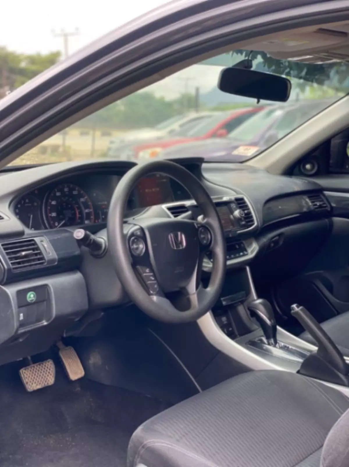 interiorFront
