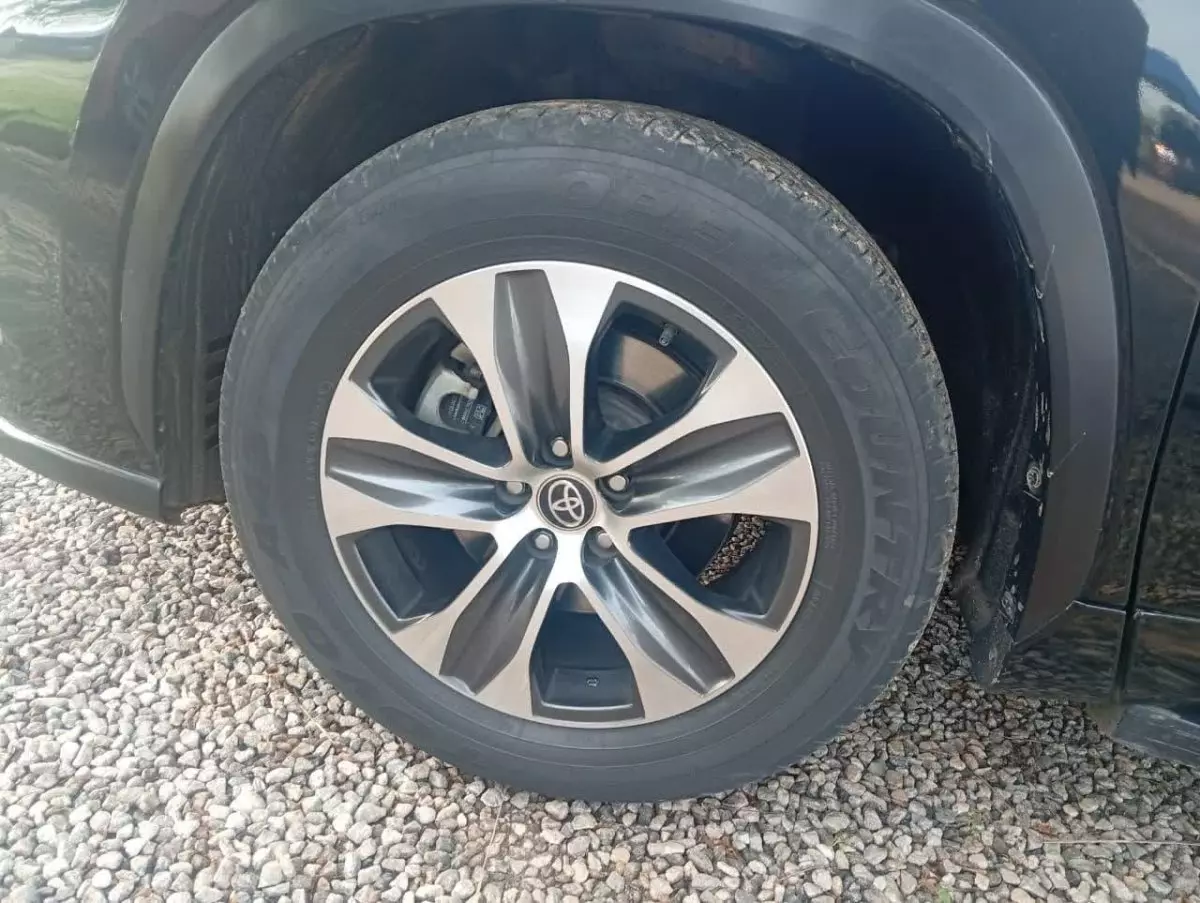 tyre1
