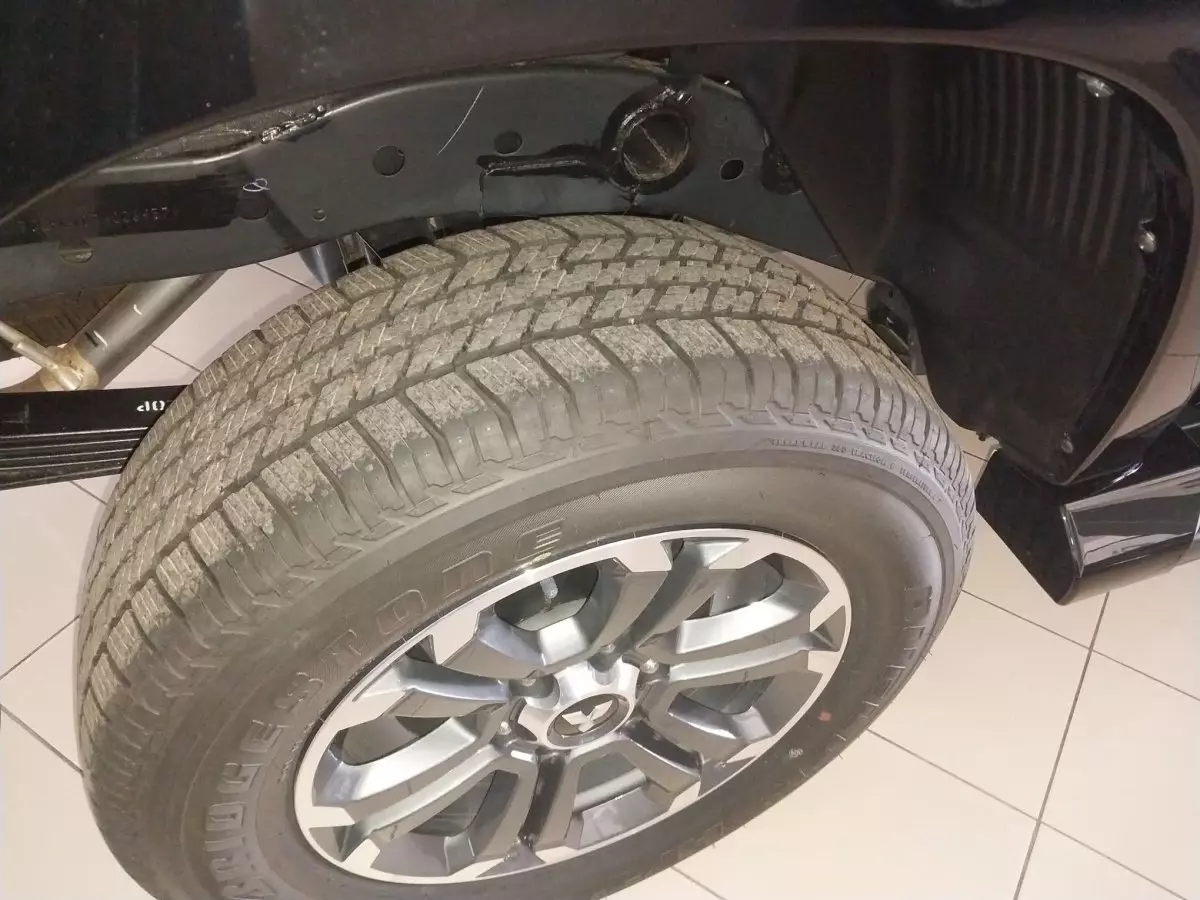 tyre0