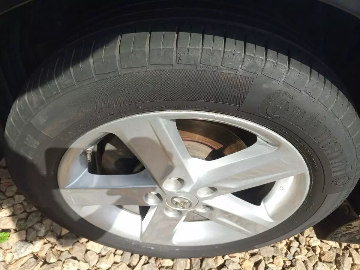 tyre2