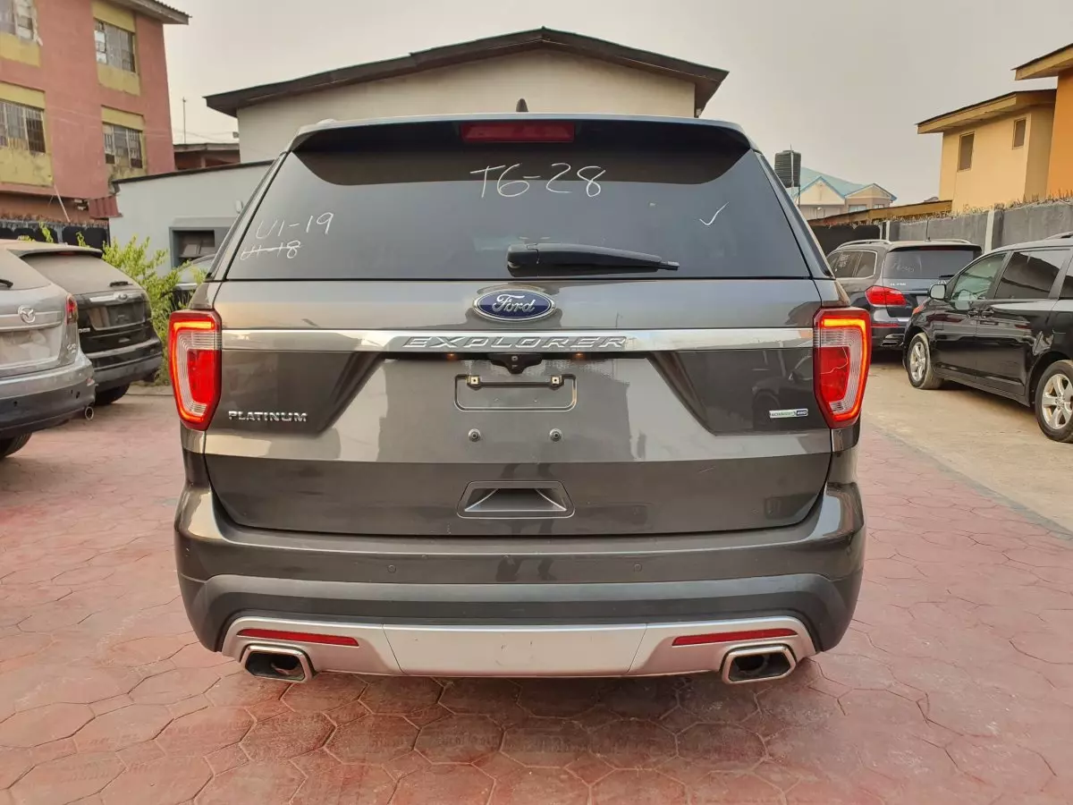 car Back