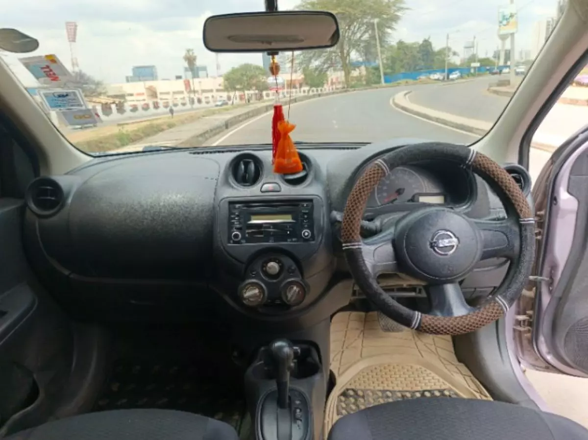 interiorFront