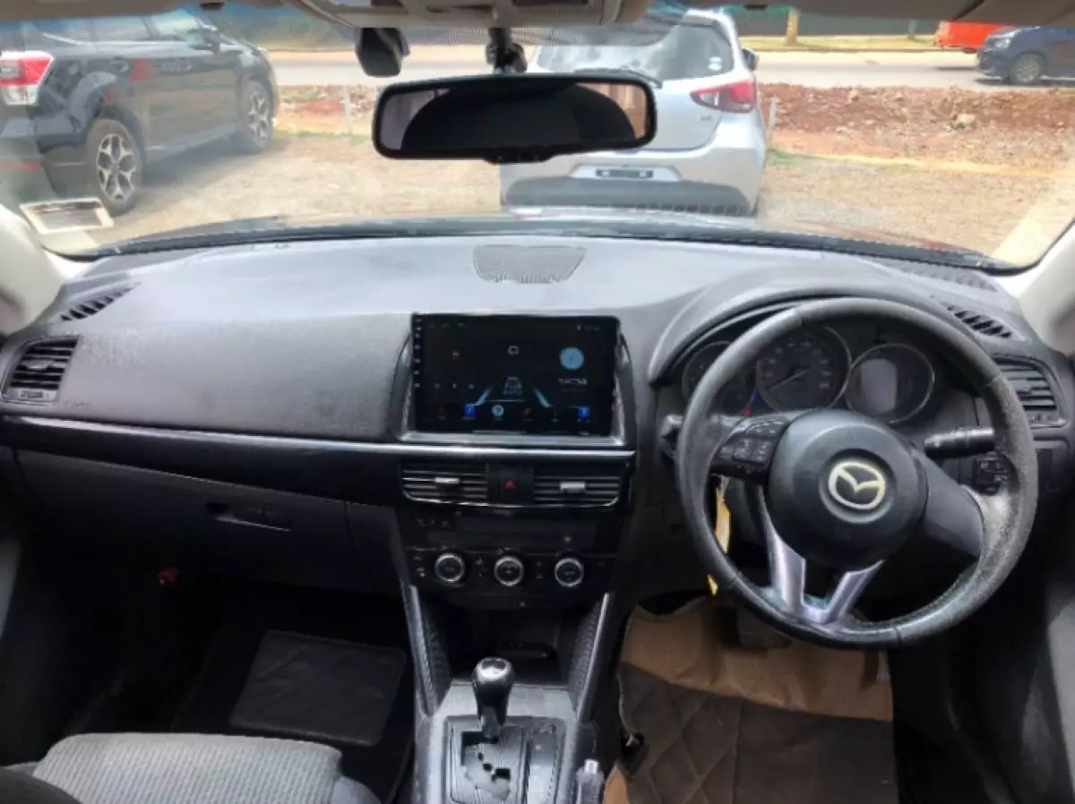 interiorFront