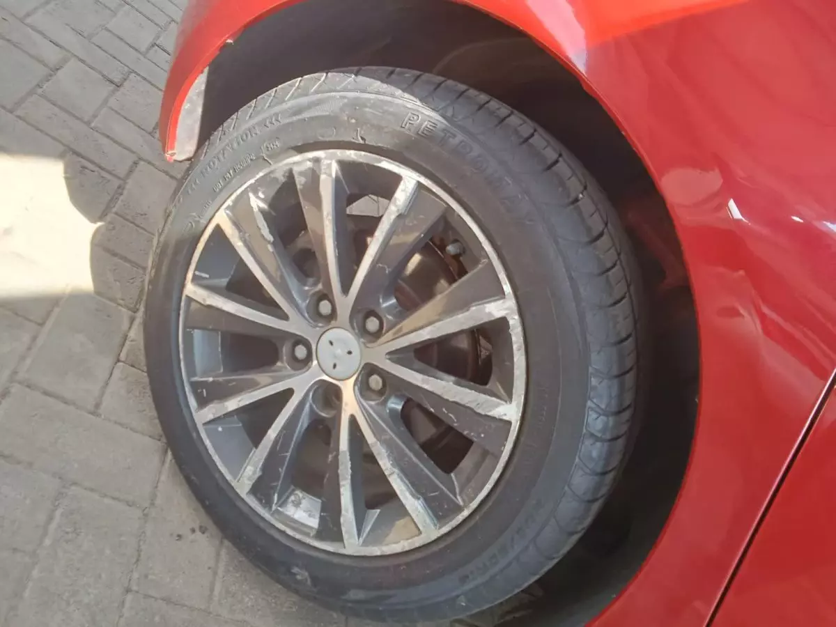 tyre3