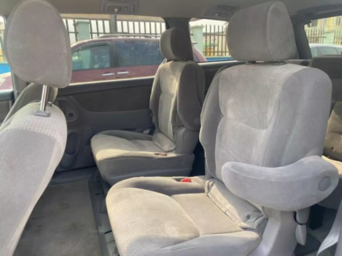 interiorBack