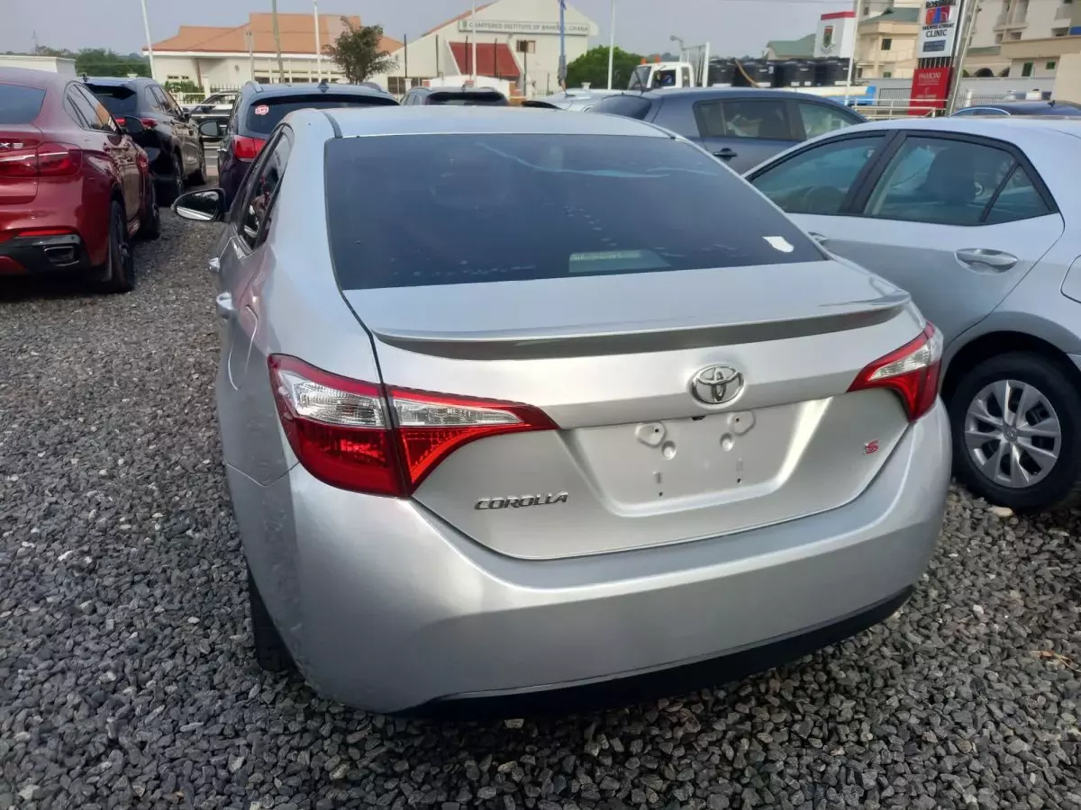 car Back