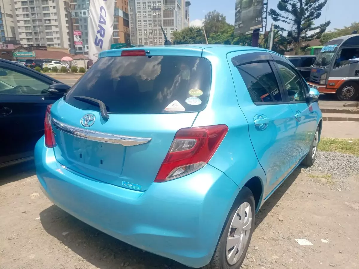 car Right Back