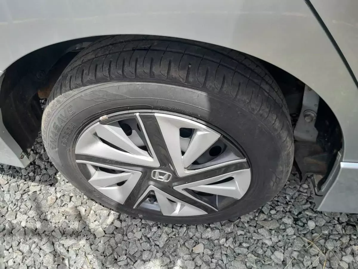 tyre2