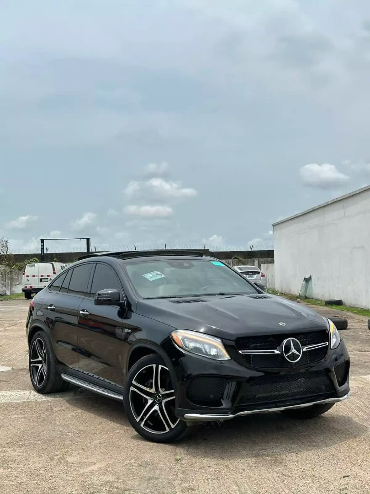 car Right Back