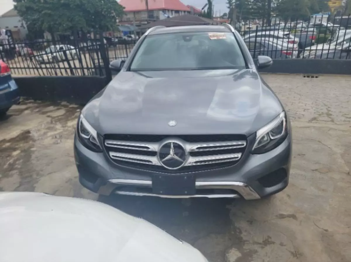Mercedes-Benz GLC 300 - 2019