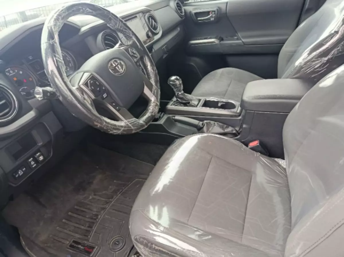 Toyota Tacoma - 2017