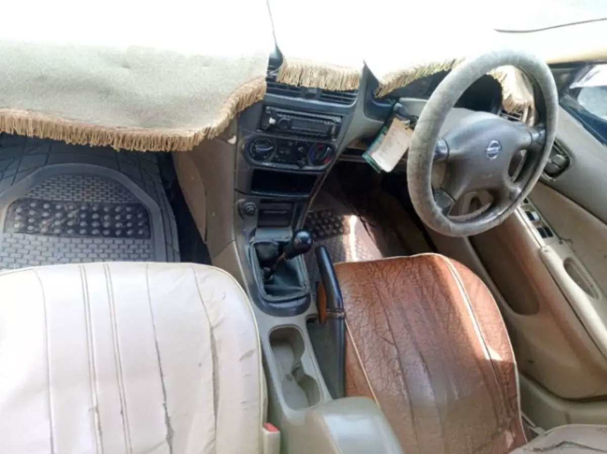 interiorFront