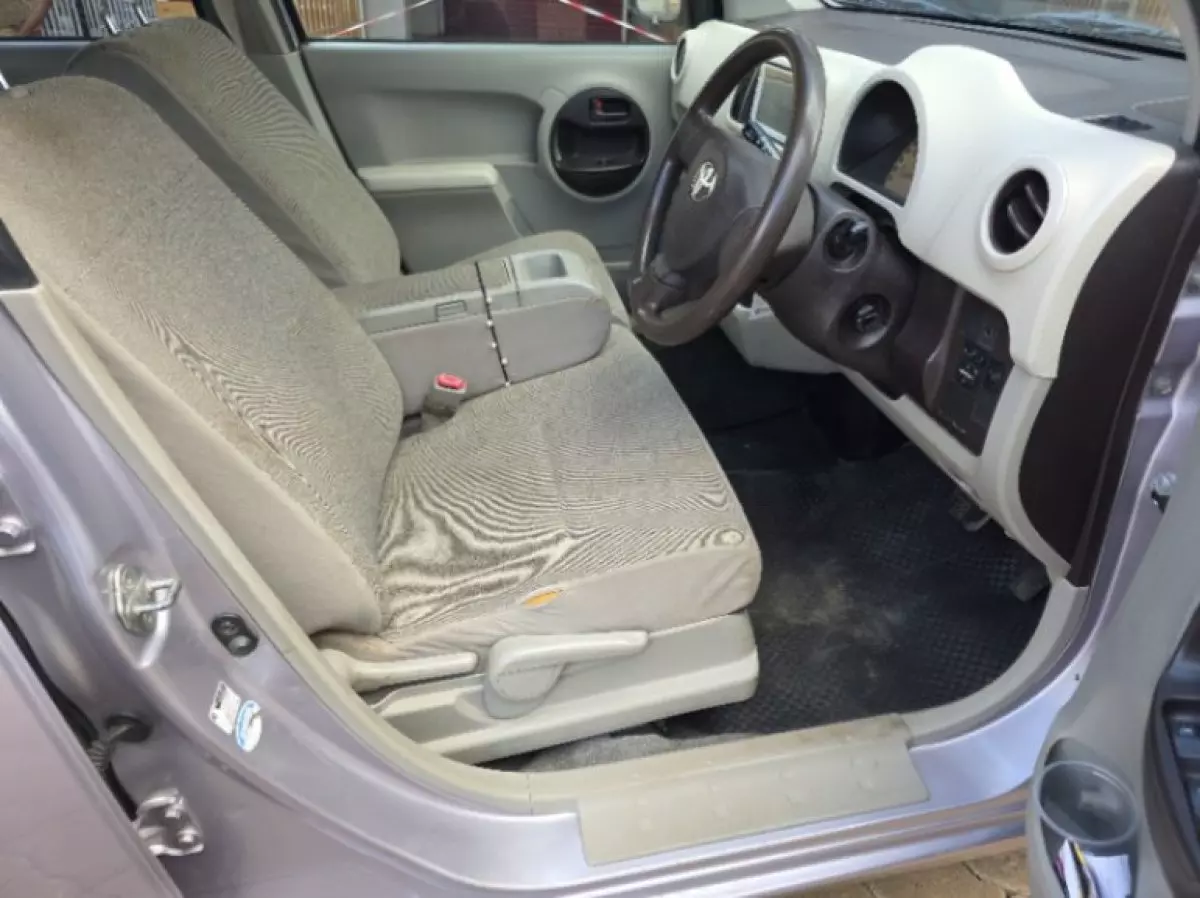 interiorBack
