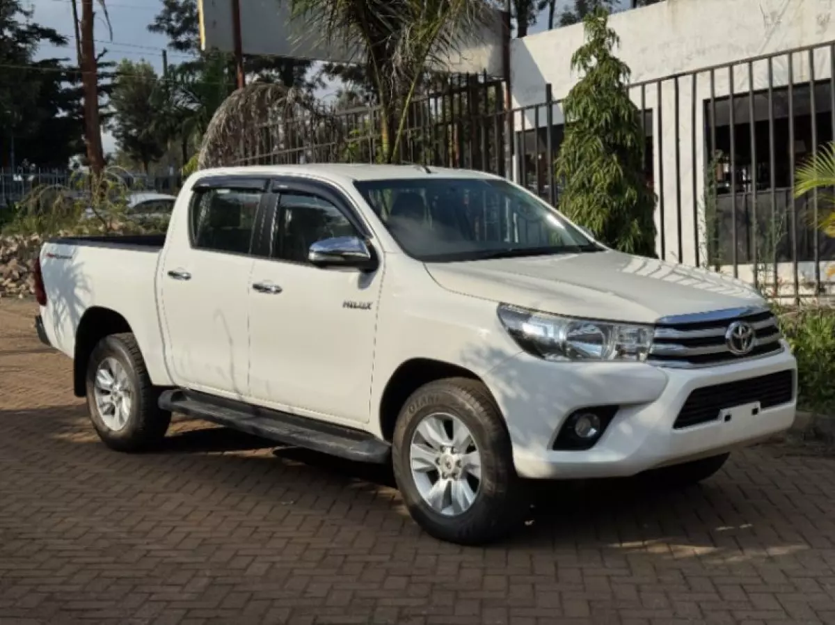 Toyota Hilux - 2017