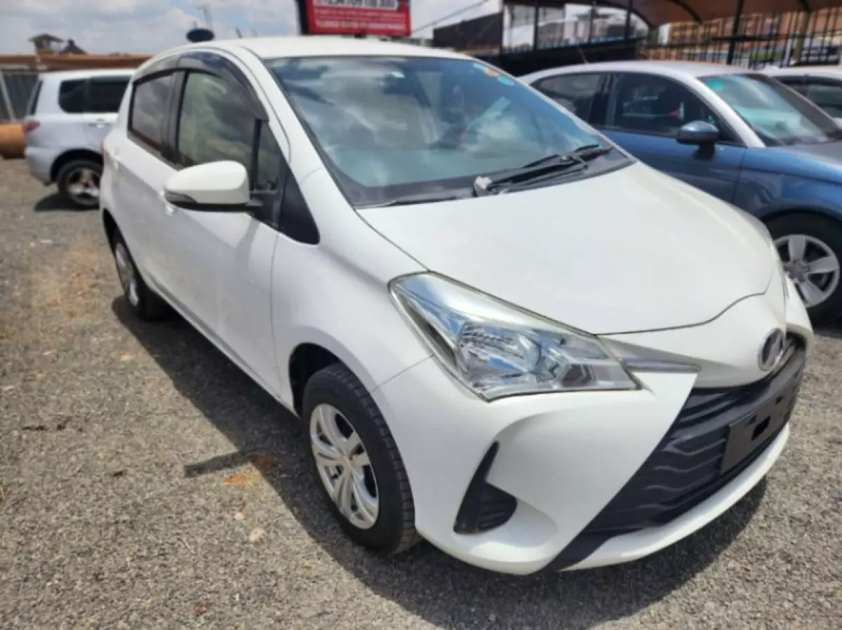 Toyota Vitz - 2017