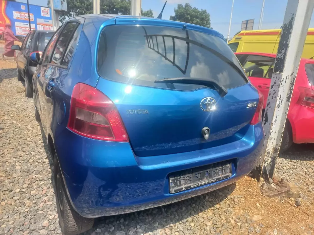 car Left Back