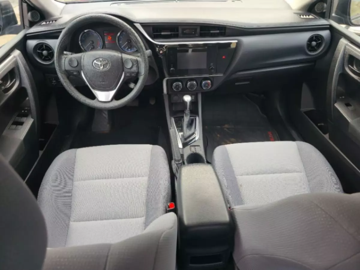 interiorFront