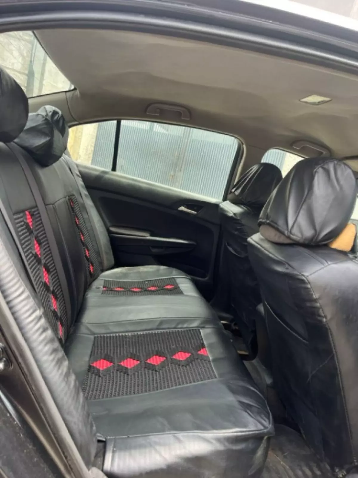 interiorBack